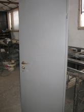 Метални еднолицеви врати-6