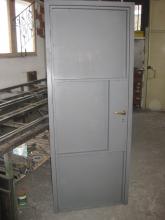 Метални еднолицеви врати-2